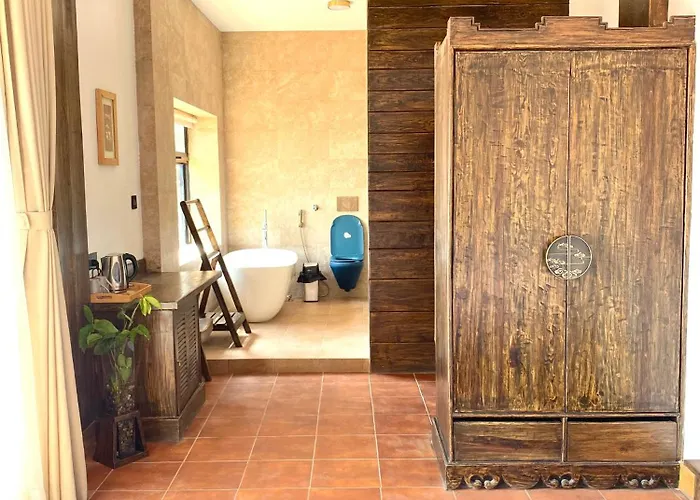 Hotel Uma And 4*