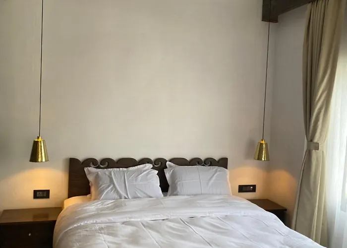 Hotel Uma And
